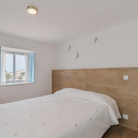 Dom wakacyjny Between Mountain And Sea